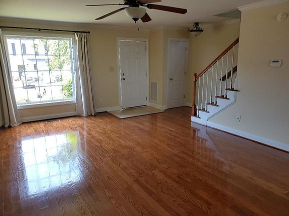 2nd image of 1065 Haymore Dr
