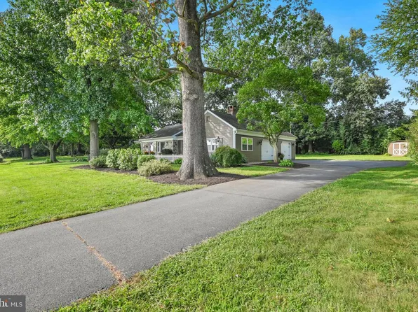 4075 Nolt Rd, Mount Joy, PA 17552