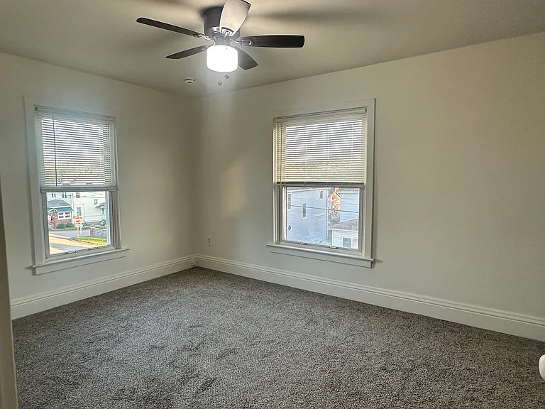 26 1/2 Fairgarden St — Photo 16