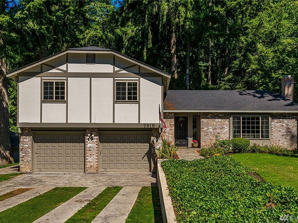 1st image of 2818 Riverlea Dr SE
