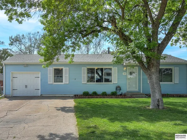 7322 S 41st Ave, Bellevue, NE 68147