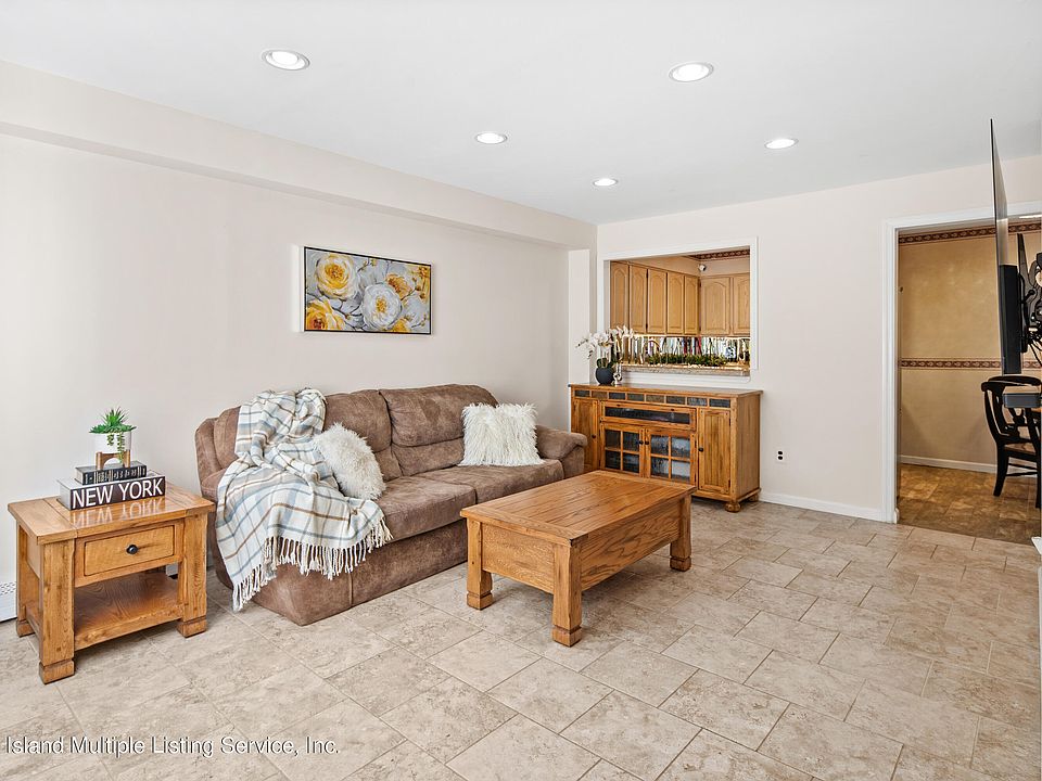 32 Croft Ct, Staten Island, NY 10306 Zillow