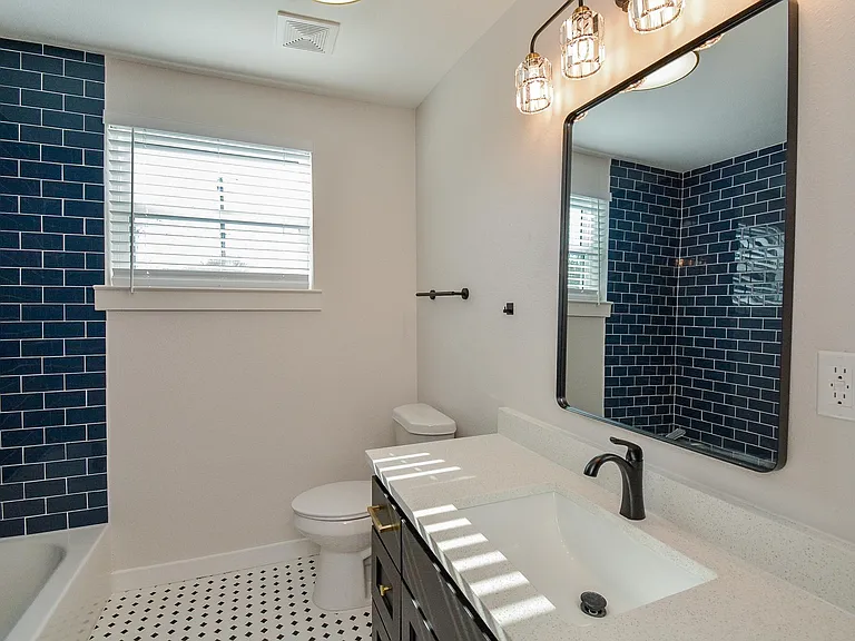 2916 Arbor St — Photo 26