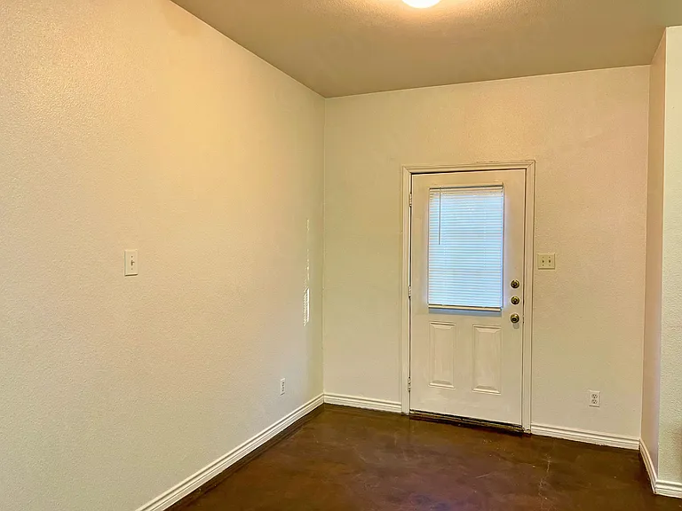 Kingsbury View-8603 — Photo 7