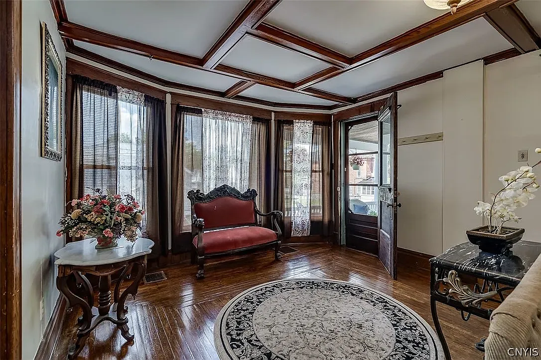 1 bed, 650 sqft, $945 — Photo 3