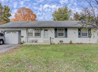 1049 Englewood Dr, Rantoul, IL 61866