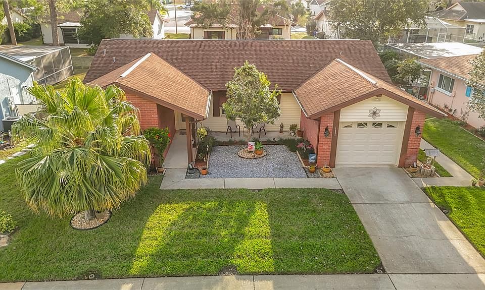 1st image of 12805 Sandburst Ln