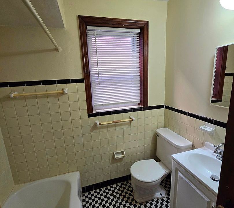 66436645 Devonshire Ave. 66436645 Devonshire Ave Saint Louis MO