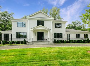 37 Brookby Rd, Scarsdale, NY 10583