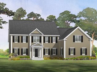 6 Hayden Pl, Wellesley, MA 02481