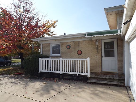 3rd image of 283 Homewood Ct