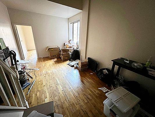 4th image of 329 E 63rd St APT 3l
