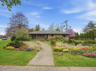 509 Mills Rd, Saline, MI 48176