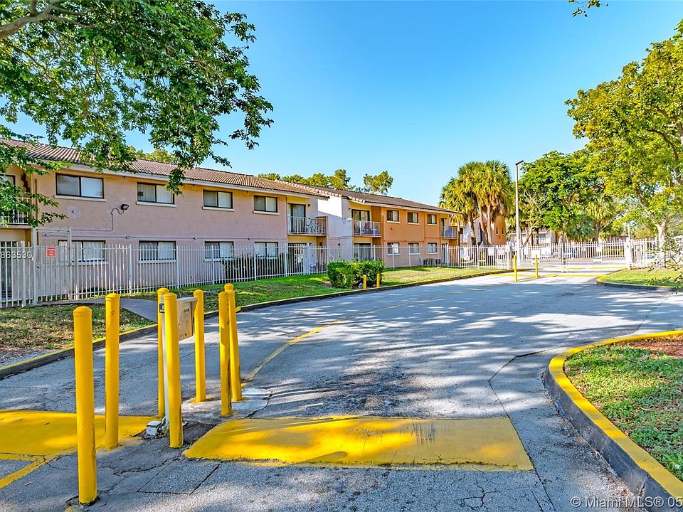 1st image of 7200 NW 179th St APT 204