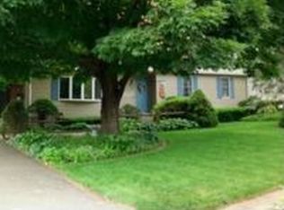 267 Edgewood Cir, Southington, CT 06489
