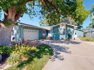 1210 N Garfield St, Lexington, NE 68850