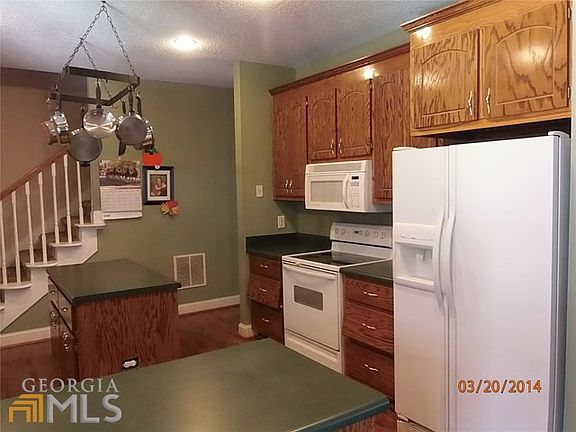5th image of 366 Saint Andrews Dr