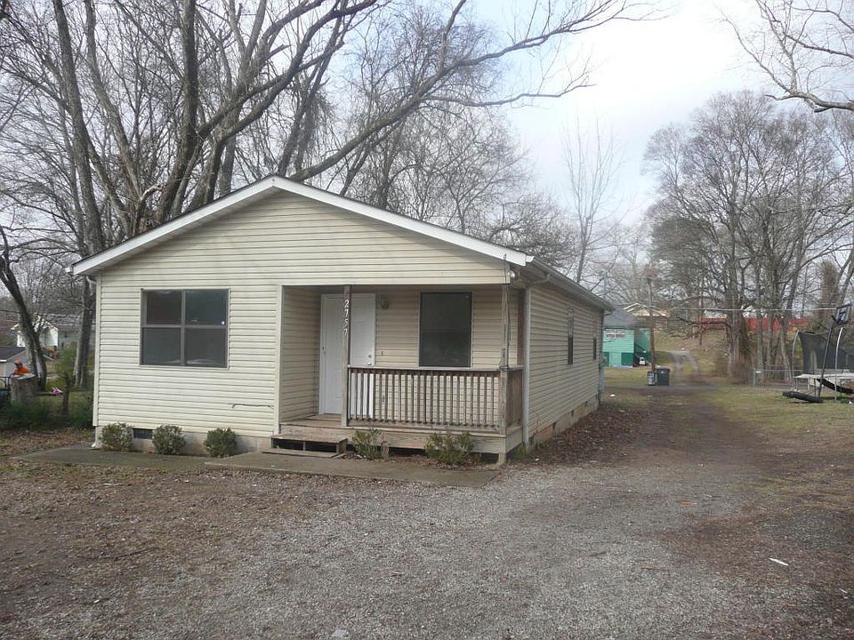 1st image of 2757 Selma Ave