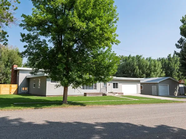 618 Montana Ave, Basin, WY 82410