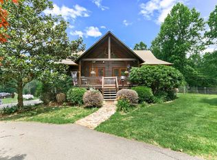 1133 Green Cove Rd, Brasstown, NC 28902