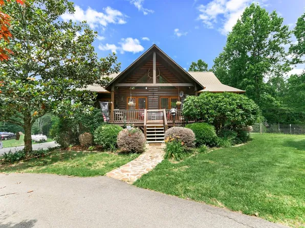 1133 Green Cove Rd, Brasstown, NC 28902