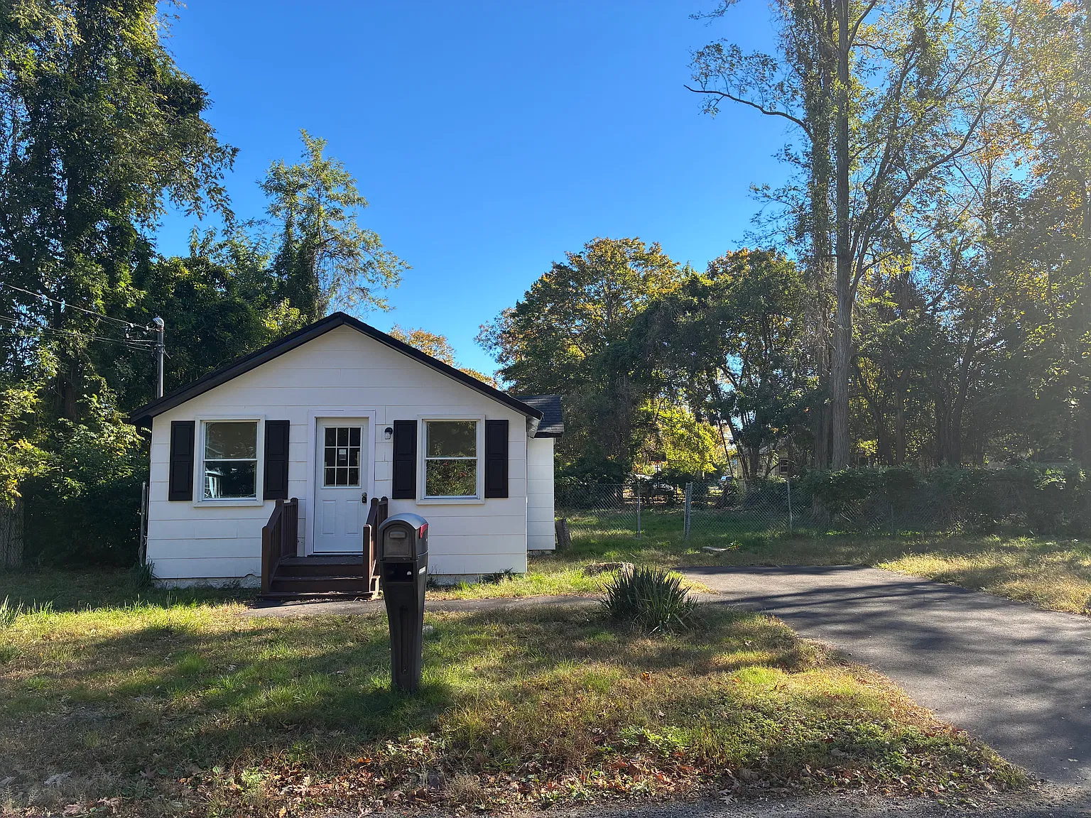 3 bed, 1188 sqft, $2,250 — Photo 2