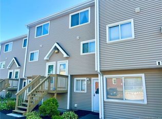 392 Elm St APT E2, West Haven, CT 06516