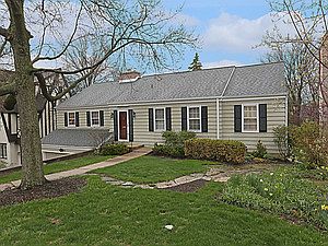 1st image of 171 Bryant Ave