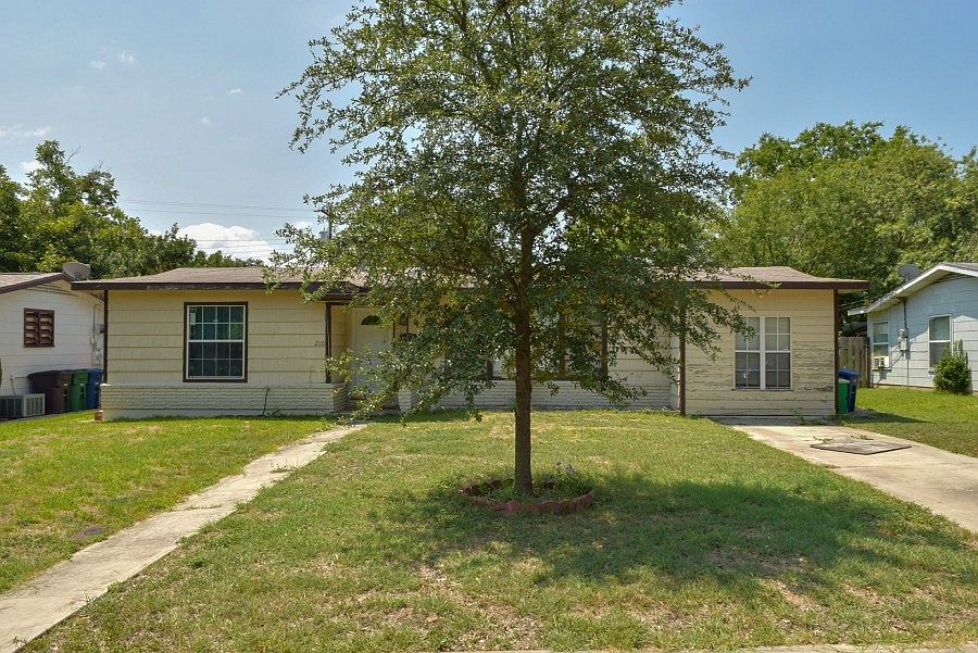 1st image of 210 Beryl Dr