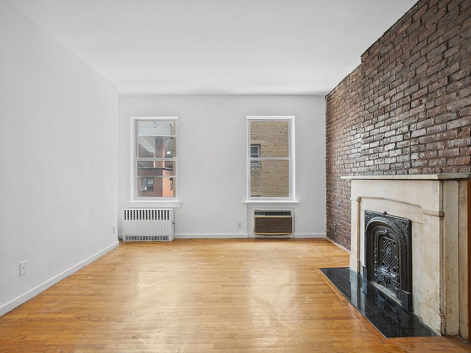 1st image of 125 Lexington Ave APT 3R