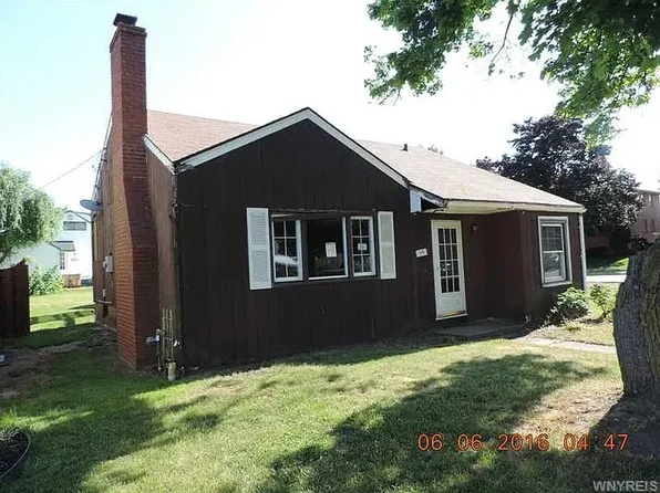 39 Wayne Ter, Buffalo, NY 14225