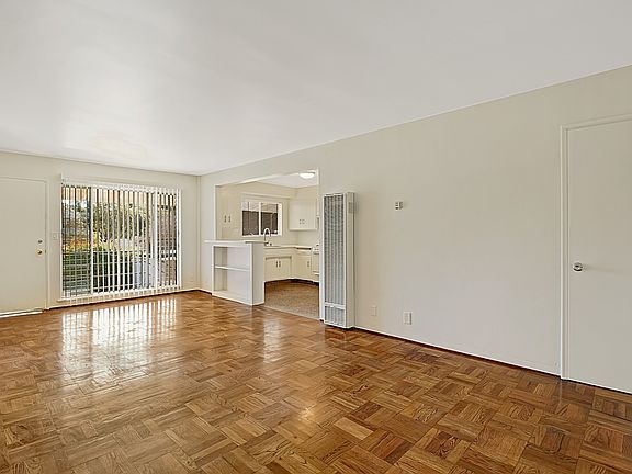 4th image of 216 N Milpas St APT E