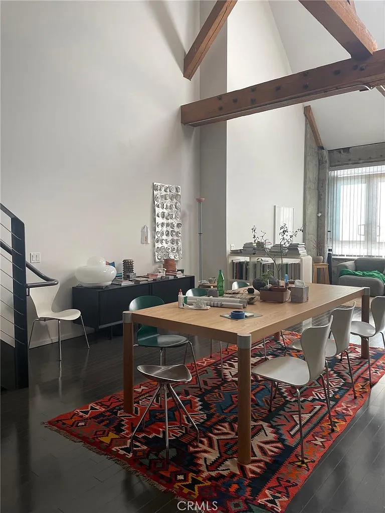 2 bed, 1230 sqft, $4,500 — Photo 3