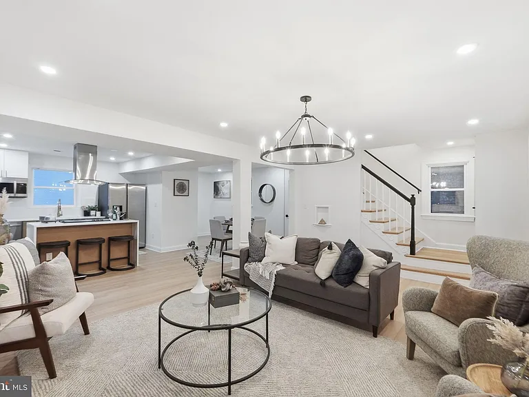 5520 N Capitol St NW — Photo 8