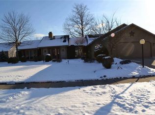 32497 Bluffstone Cir, North Ridgeville, OH 44039