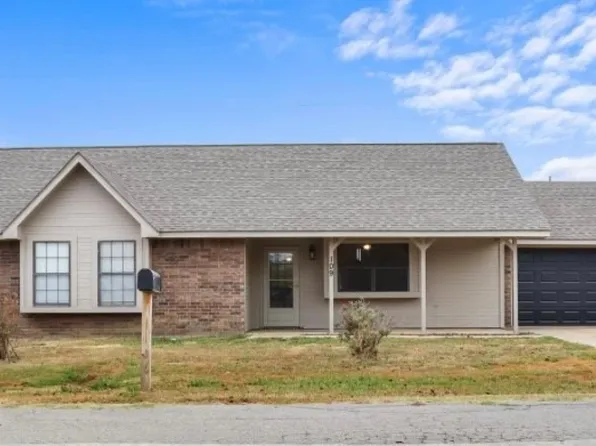 109 Cedar Ln, Heavener, OK 74937