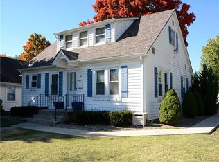 811 N 13th St, Leavenworth, KS 66048