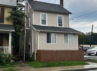 129 N 1st St, Stroudsburg, PA