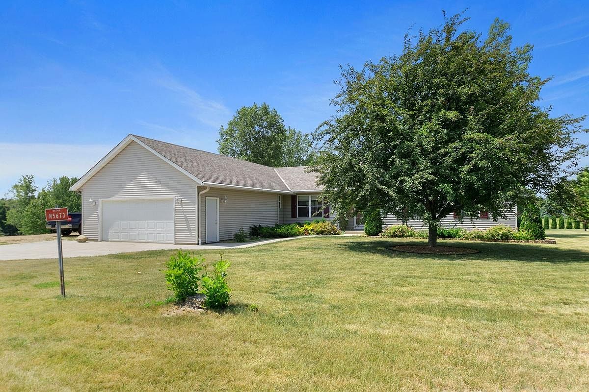 N5673 1190th St, Prescott, WI 54021 Zillow