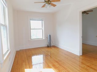 1804 Central St FLOOR 1, Evanston, IL 60201