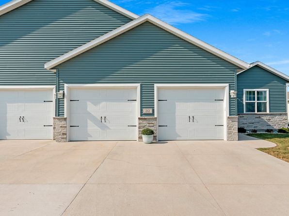 212 Baker Blvd, Beaver Dam, WI 53916