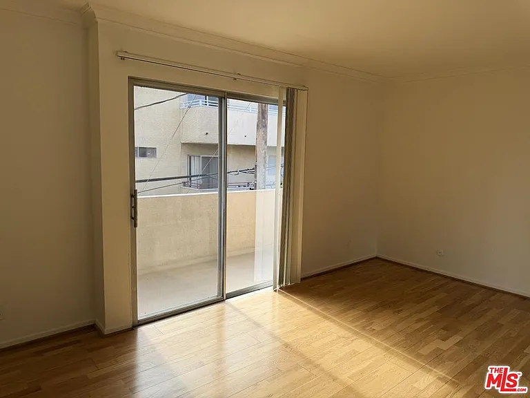 1097 S Bedford Dr #204 — Photo 30