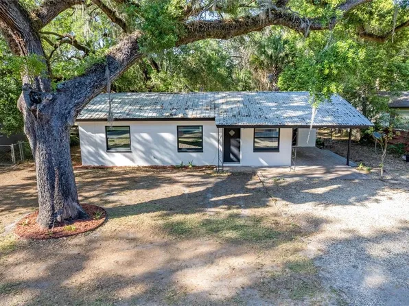 2726 Westside Dr, Leesburg, FL 34748