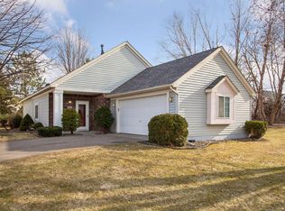 2611 Oak Ridge Trl, Woodbury, MN 55125