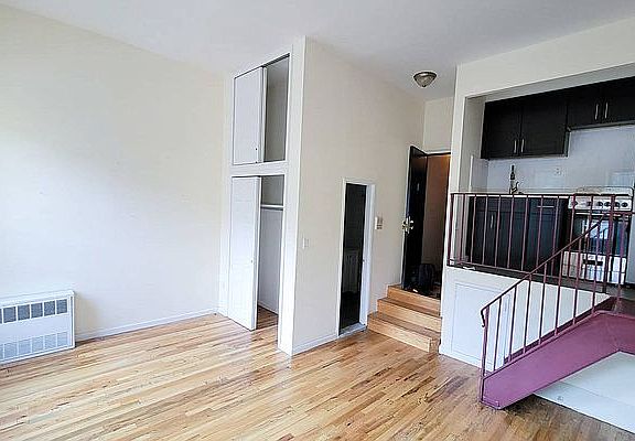 2nd image of 113 W 82nd St #1FN