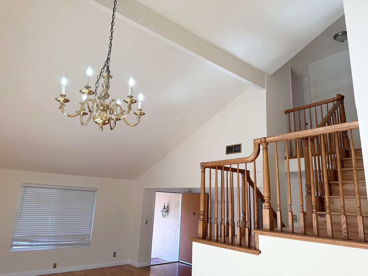 4 bed, 2.5 bath, 1784 sqft, $4,750 — Photo 2