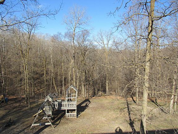 2nd image of 15038 Woodland Dr