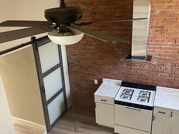 4th image of 705 N Saint Vrain St APT 13