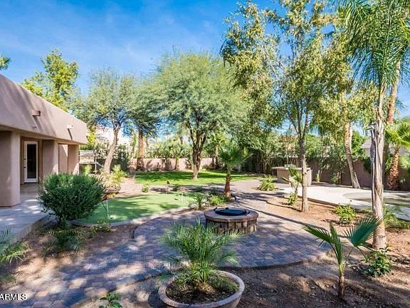 3rd image of 4421 E Millbrae Ln