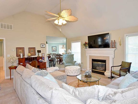 5th image of 6622 Oakland Ct